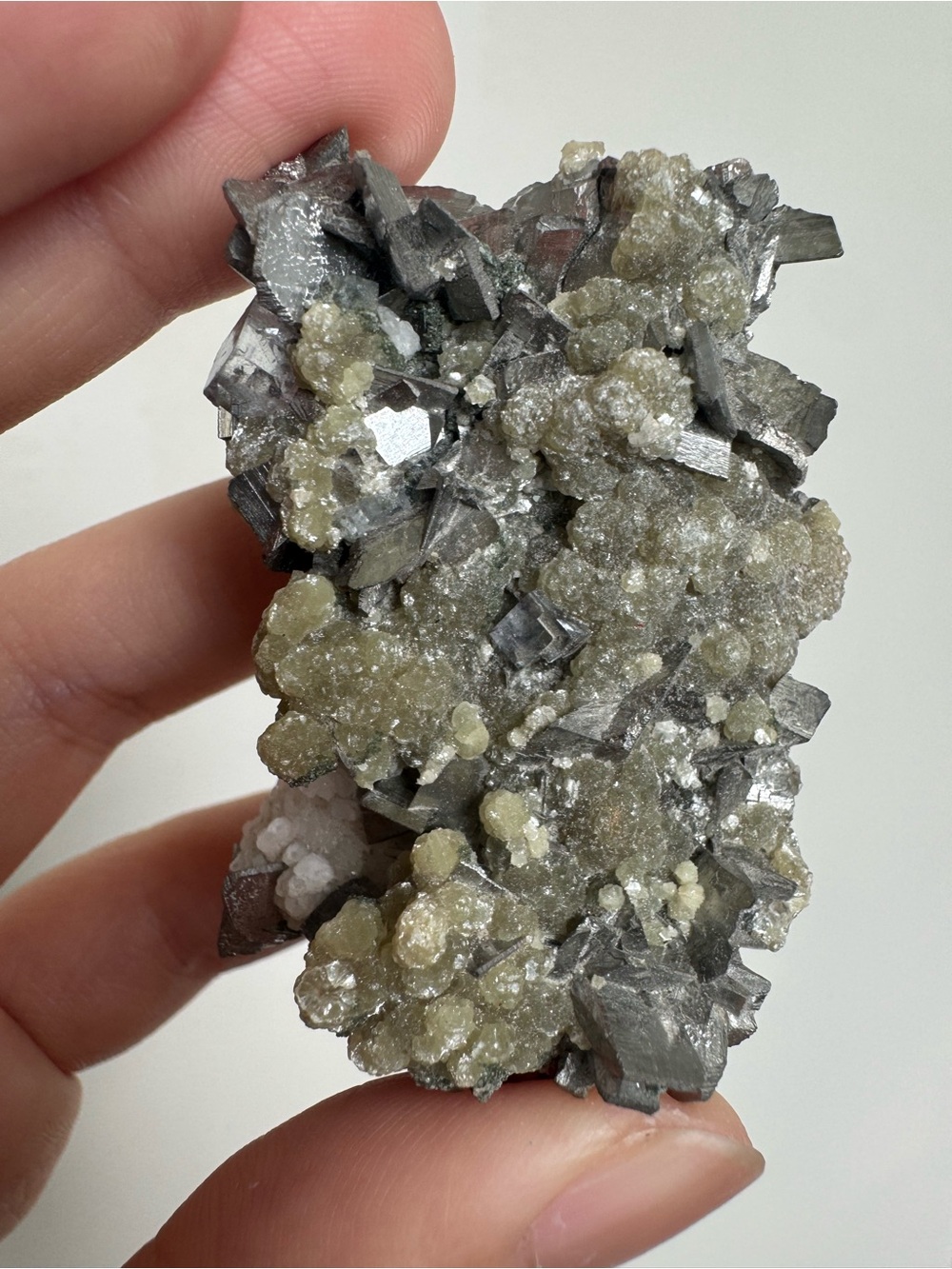 Galena with fluorite/calcite/prehnite